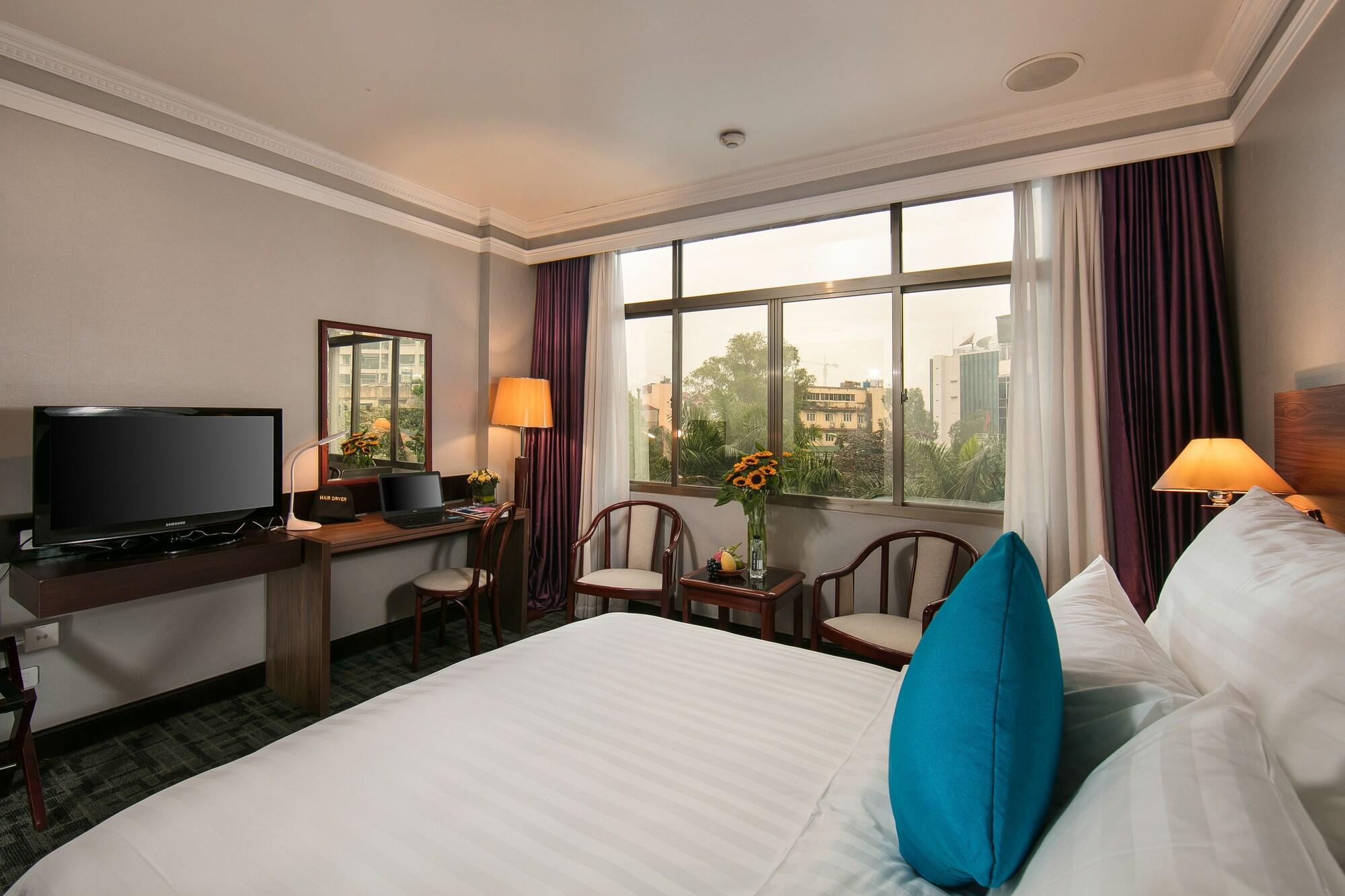 Lake Side Hotel Hanoi Exterior photo